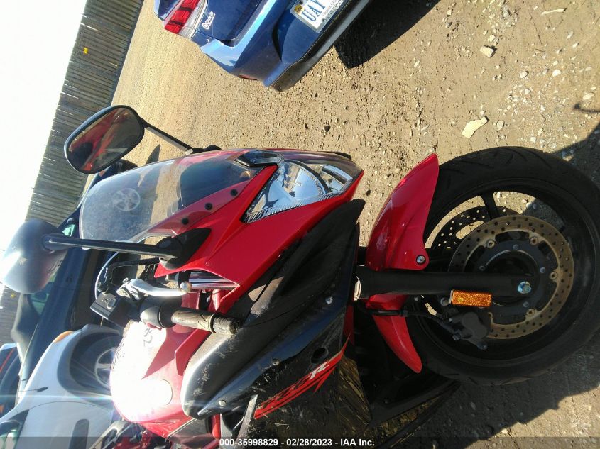 2015 YAMAHA FZ6 R - JYARJ18E9FA013872