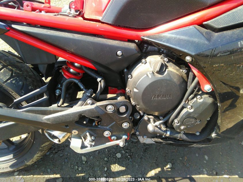 2015 YAMAHA FZ6 R - JYARJ18E9FA013872