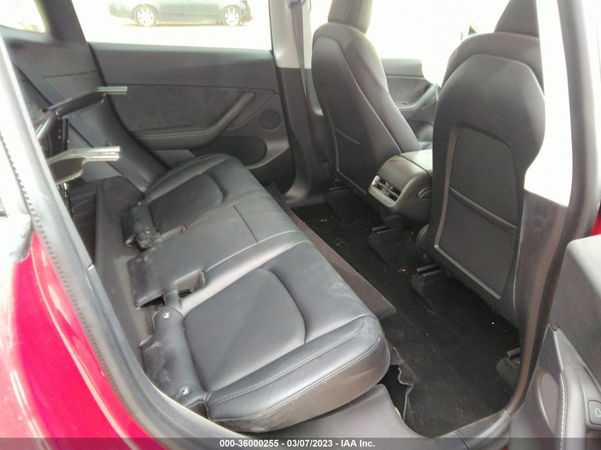 VIN 5YJYGDEE1MF176203 2021 TESLA MODEL Y LONG RANGE