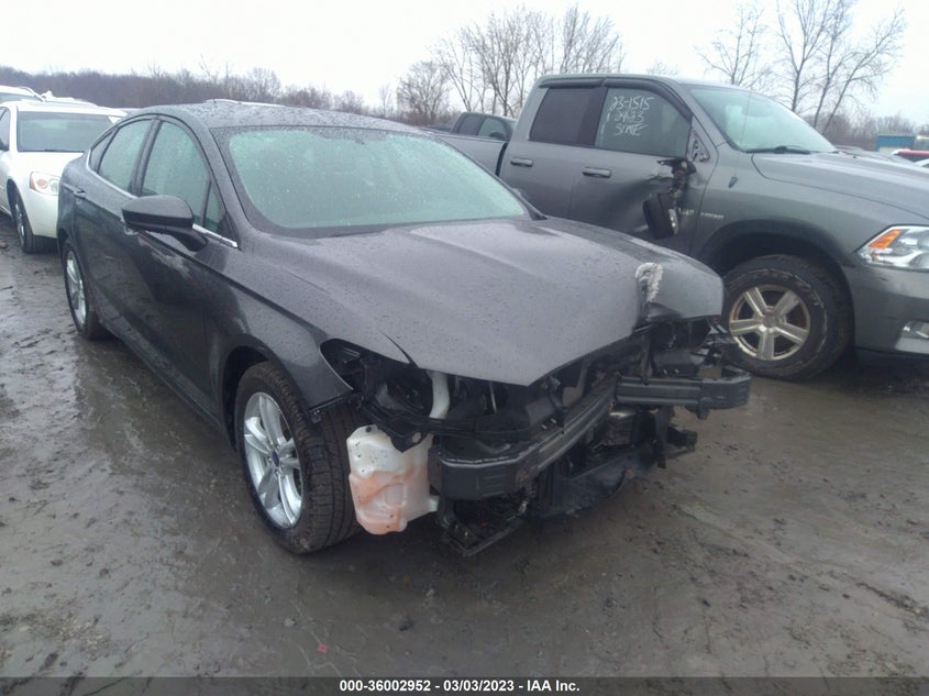 FORD FUSION SE 2018