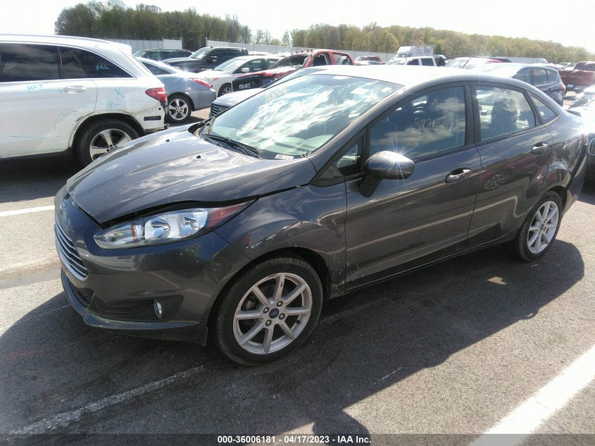 VIN 3FADP4BJ5KM146040 2019 FORD FIESTA SE