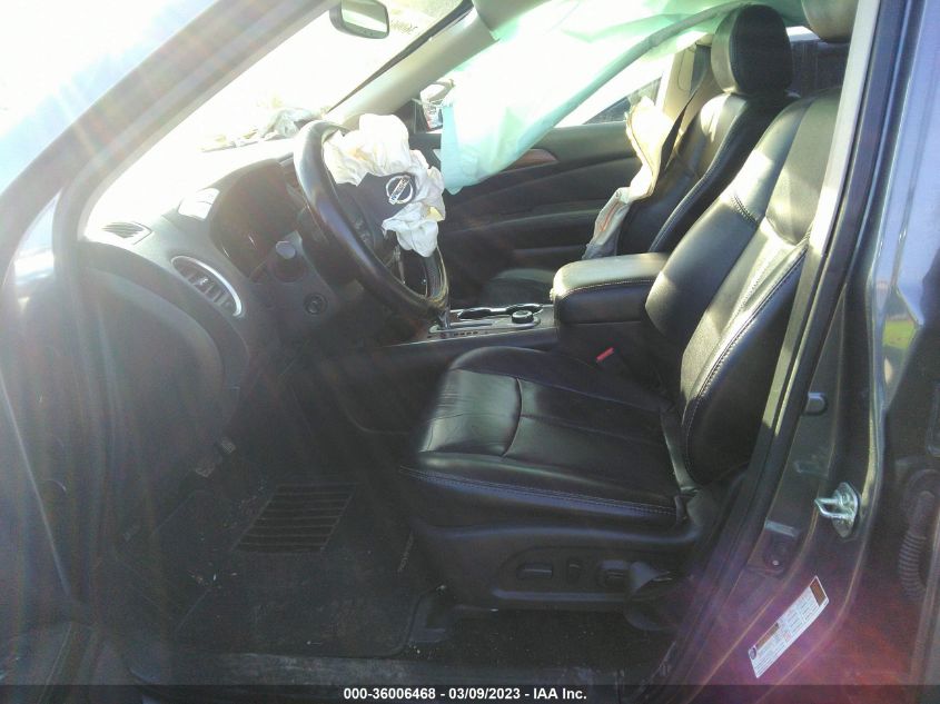 2017 NISSAN PATHFINDER PLATINUM - 5N1DR2MM7HC906569