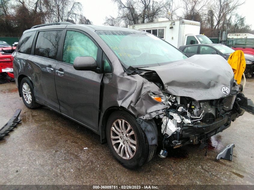 2017 TOYOTA SIENNA XLE AUTO ACCESS - 5TDYZ3DC3HS769700