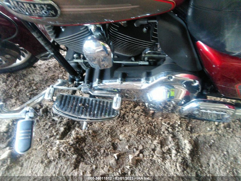 2009 HARLEY-DAVIDSON FLHTCU 1HD1FC4109Y676890