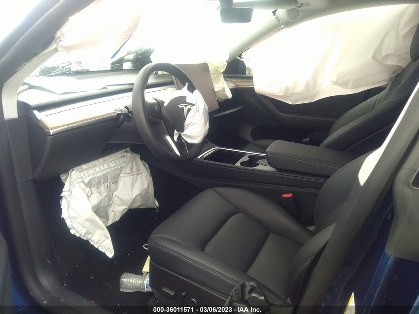 VIN 7SAYGAEE3NF555125 2022 TESLA MODEL Y LONG RANGE