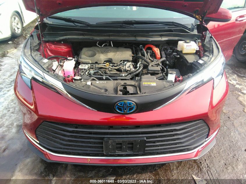 2021 TOYOTA SIENNA XLE - 5TDYSKFC5MS014781
