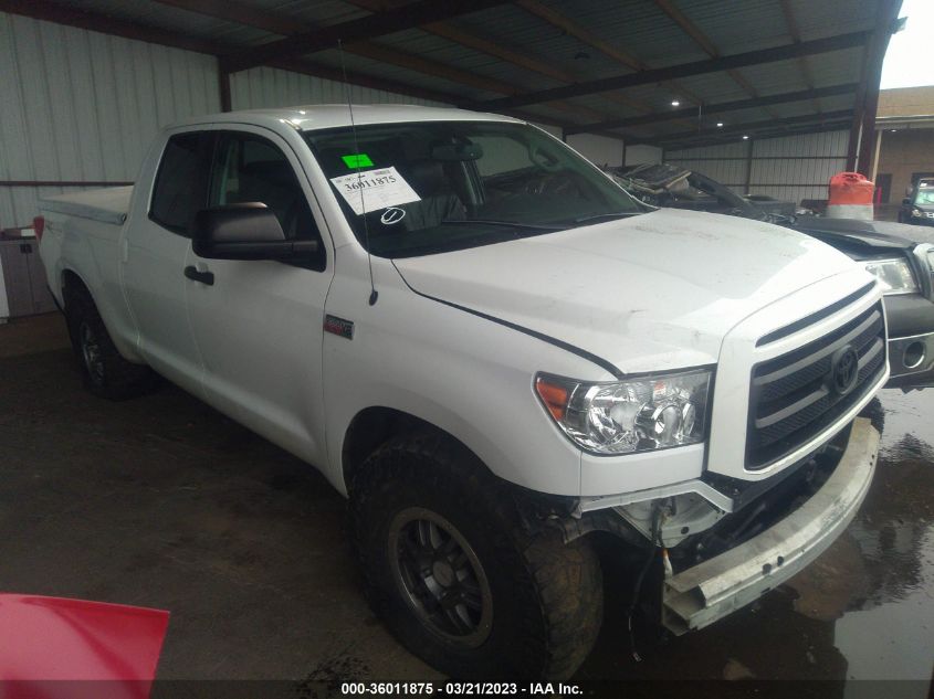 2013 TOYOTA TUNDRA 4WD TRUCK - 5TFUY5F16DX277711