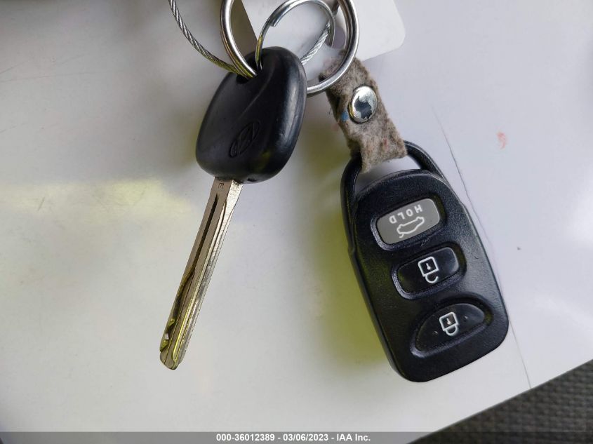 2013 HYUNDAI SONATA GLS PZEV - 5NPEB4AC9DH734435