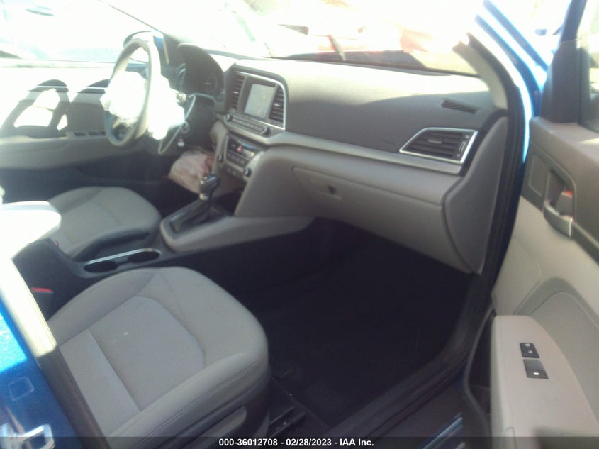 VIN 5NPD74LF2JH379964 2018 HYUNDAI ELANTRA SE