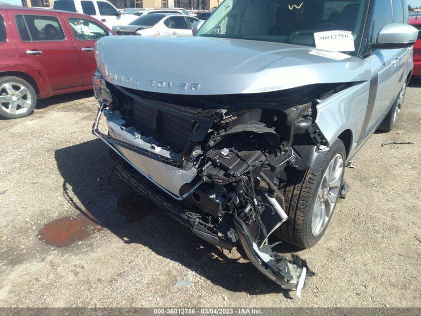VIN SALGS2RE7JA392868 2018 LAND ROVER RANGE ROVER
