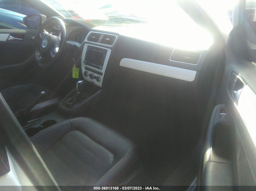 2013 VOLKSWAGEN GLI AUTOBAHN 3VW4T7AJ0DM288496