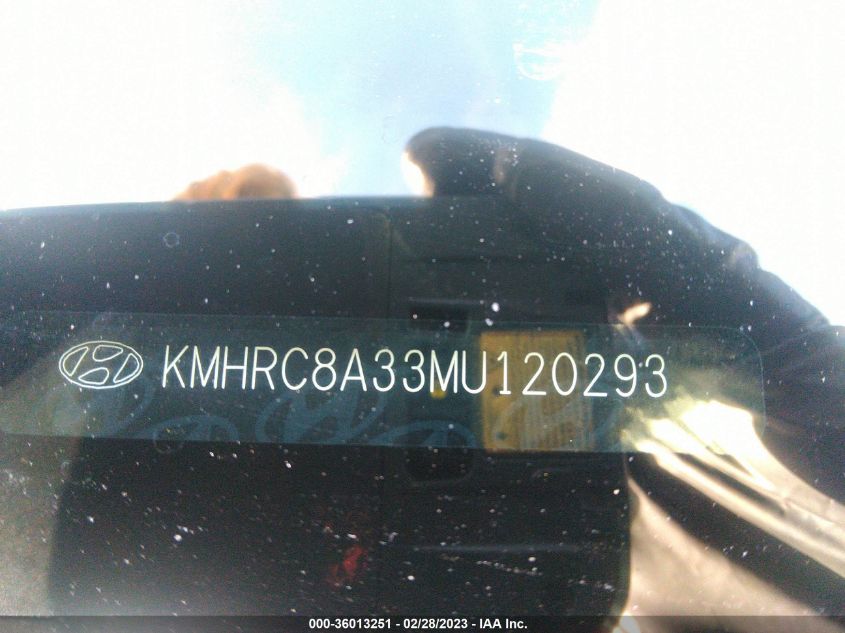 2021 HYUNDAI VENUE SEL - KMHRC8A33MU120293