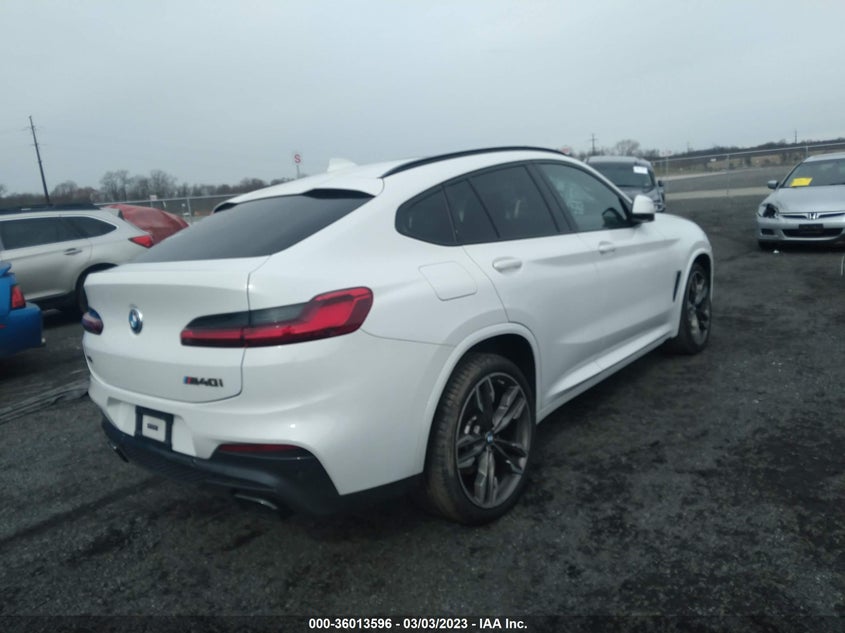 VIN 5UX2V5C02M9F82401 2021 BMW X4 M40I