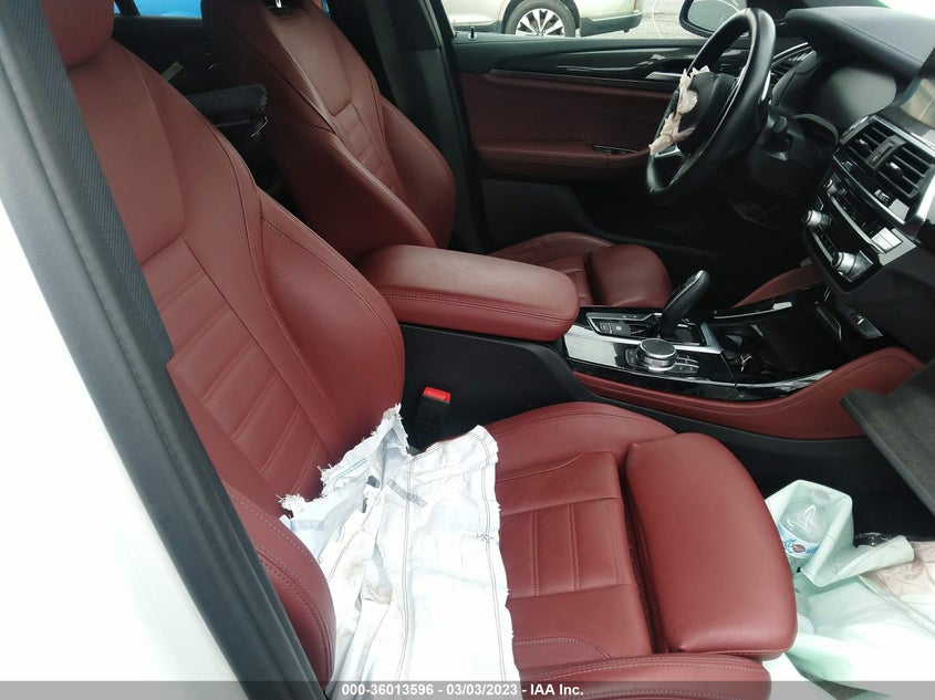 VIN 5UX2V5C02M9F82401 2021 BMW X4 M40I