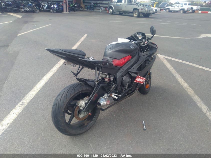2014 YAMAHA YZFR6 JYARJ16E8EA032205