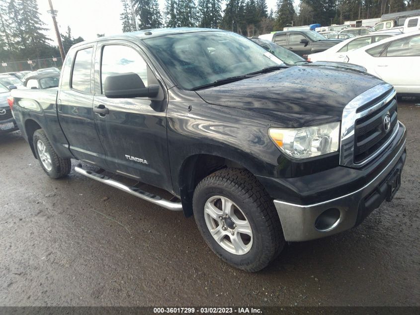 2013 TOYOTA TUNDRA 4WD TRUCK - 5TFUM5F16DX044407