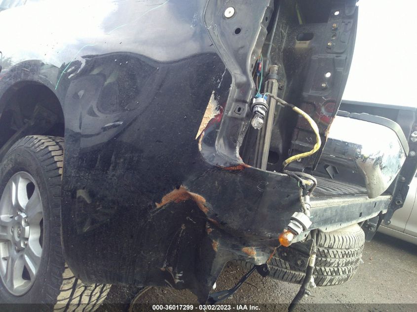 2013 TOYOTA TUNDRA 4WD TRUCK - 5TFUM5F16DX044407