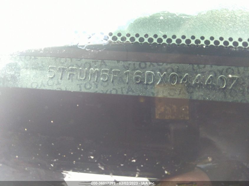 2013 TOYOTA TUNDRA 4WD TRUCK - 5TFUM5F16DX044407