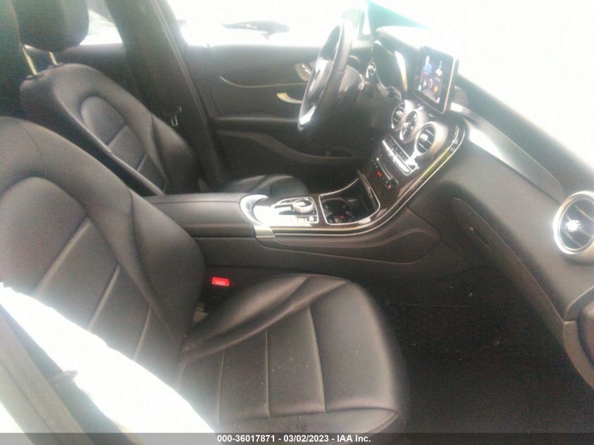 2017 MERCEDES-BENZ GLC GLC 300 - WDC0G4JB3HF226880