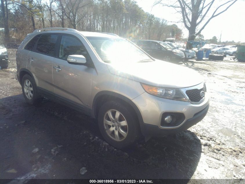 2013 KIA SORENTO LX - 5XYKTDA69DG394785