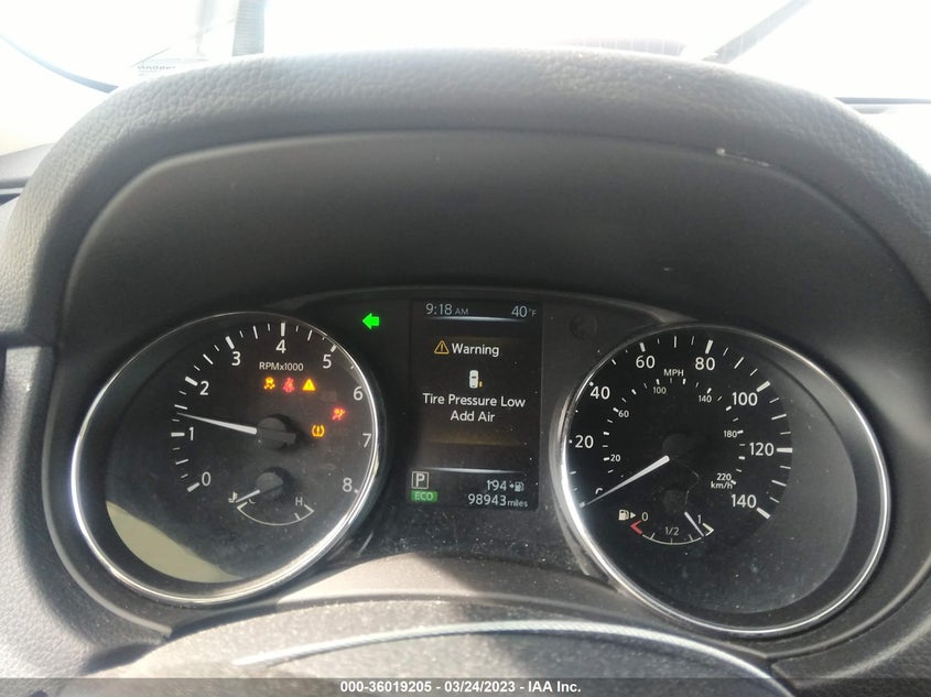 VIN KNMAT2MV2HP567004 2017 NISSAN ROGUE SV