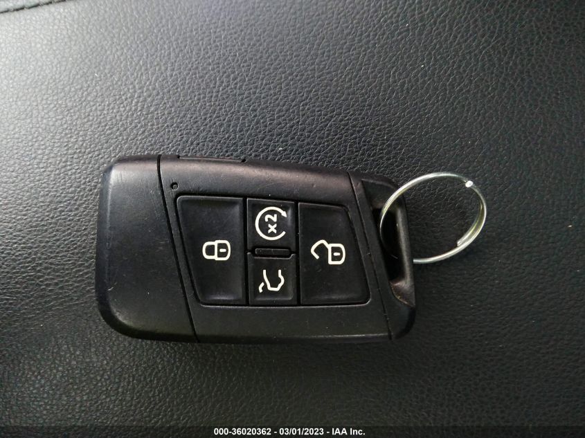 2018 VOLKSWAGEN TIGUAN SEL/SE - 3VV3B7AX3JM057689