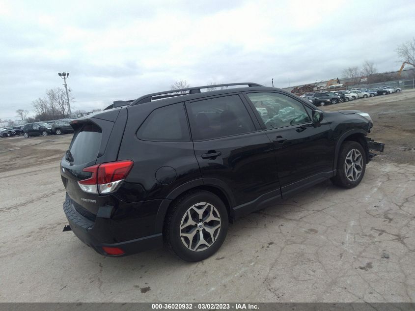 2020 SUBARU FORESTER PREMIUM - JF2SKAJC5LH465351