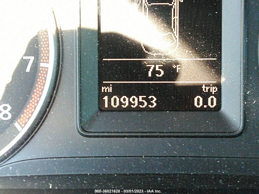 2014 VOLKSWAGEN EOS KOMFORT - WVWBW8AH5EV001570