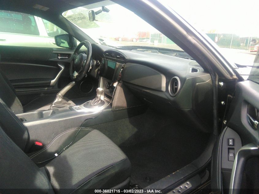 2017 TOYOTA 86 JF1ZNAA15H8705787