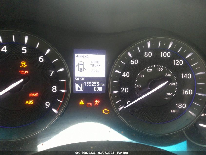 2015 INFINITI Q70 JN1BY1AR8FM560700