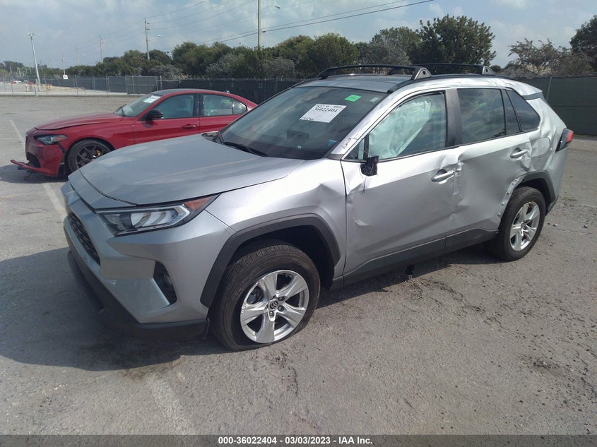 VIN 2T3W1RFV2MC123722 2021 TOYOTA RAV4 XLE