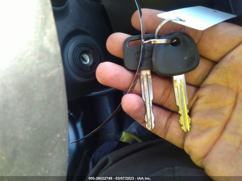 2013 KIA SOUL BASE - KNDJT2A50D7570577