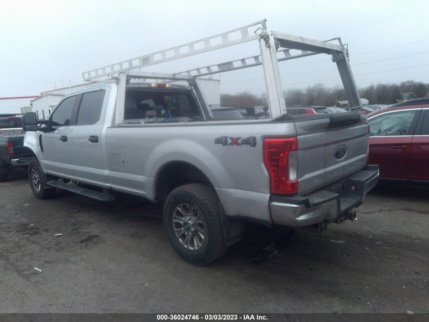 2017 FORD SUPER DUTY F-250 SRW LARIAT/PLATINUM - 1FT7W2B62HEC92291