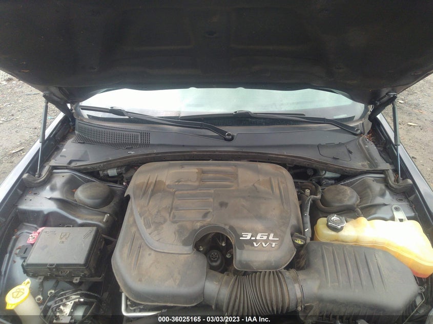 VIN 2C3CCABG8JH243724 2018 CHRYSLER 300 300S