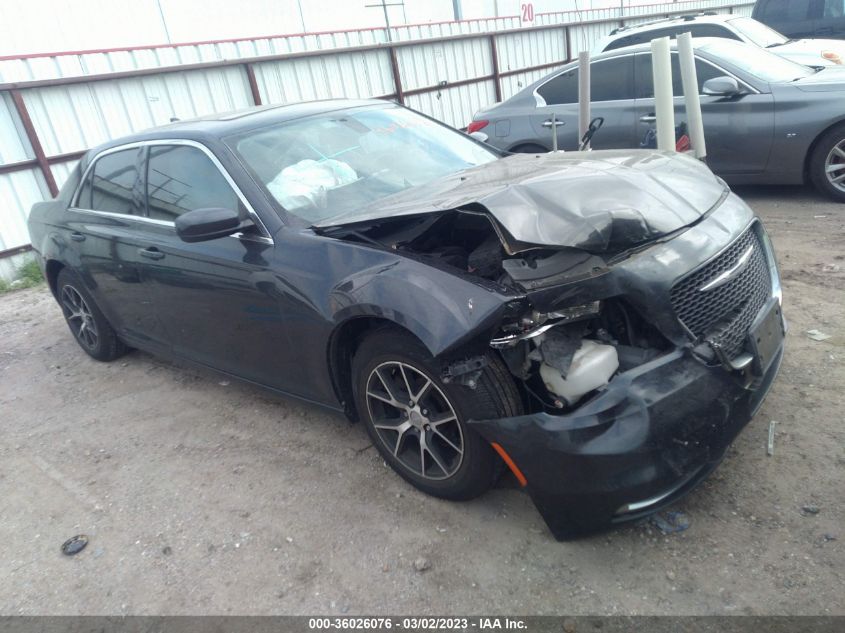 VIN 2C3CCAAG7FH872139 2015 CHRYSLER 300 no.1