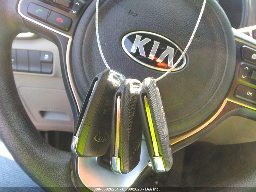 VIN KNDPMCACXH7286116 2017 KIA SPORTAGE LX