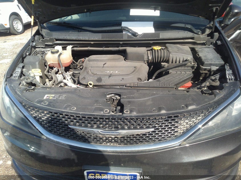 VIN 2C4RC1DG1HR840592 2017 CHRYSLER PACIFICA TOURING