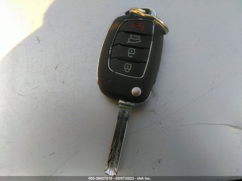 2018 HYUNDAI TUCSON SE - KM8J23A40JU682532