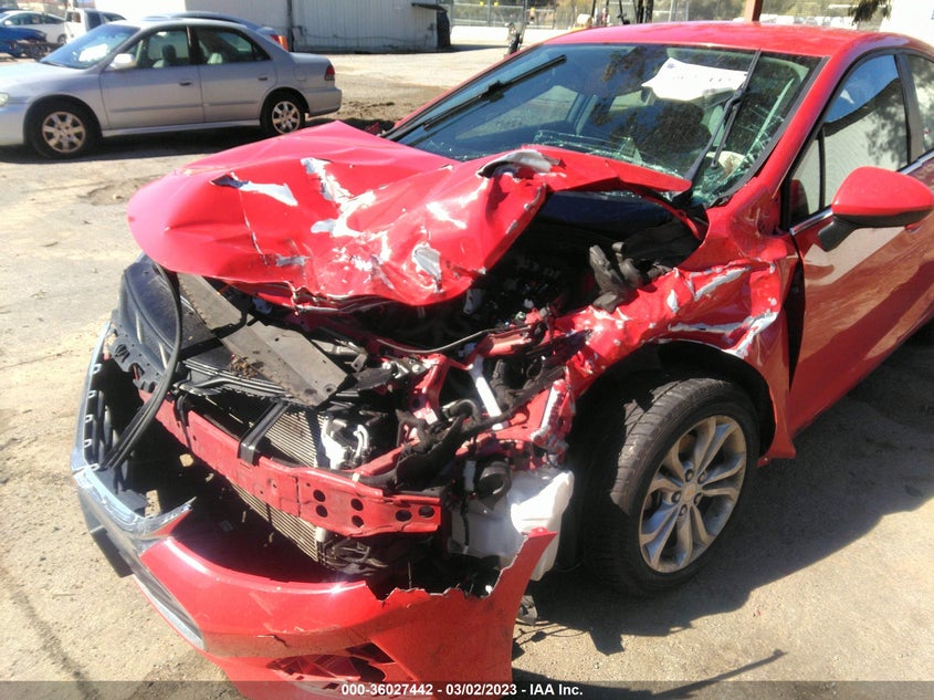 VIN 3G1BE6SM4KS543725 2019 CHEVROLET CRUZE LT