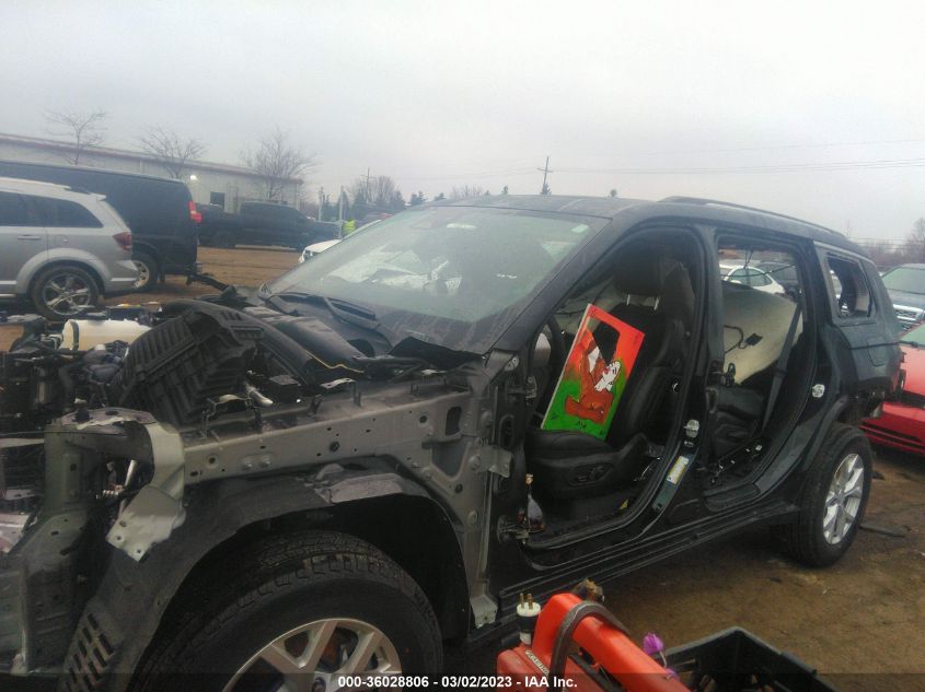 2023 JEEP GRAND CHEROKEE L LIMITED 1C4RJKBG2P8740025