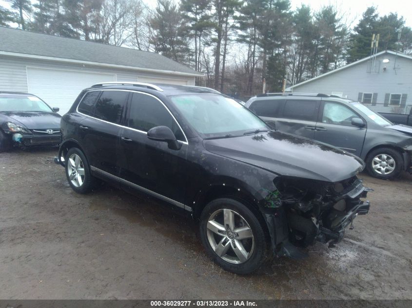 2013 VOLKSWAGEN TOUAREG LUX - WVGEF9BP1DD005785
