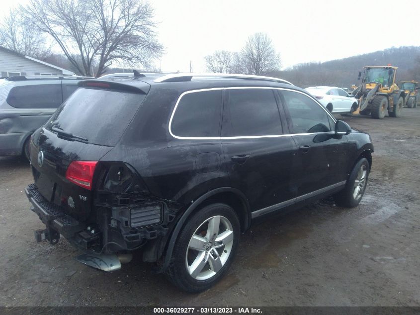 2013 VOLKSWAGEN TOUAREG LUX WVGEF9BP1DD005785