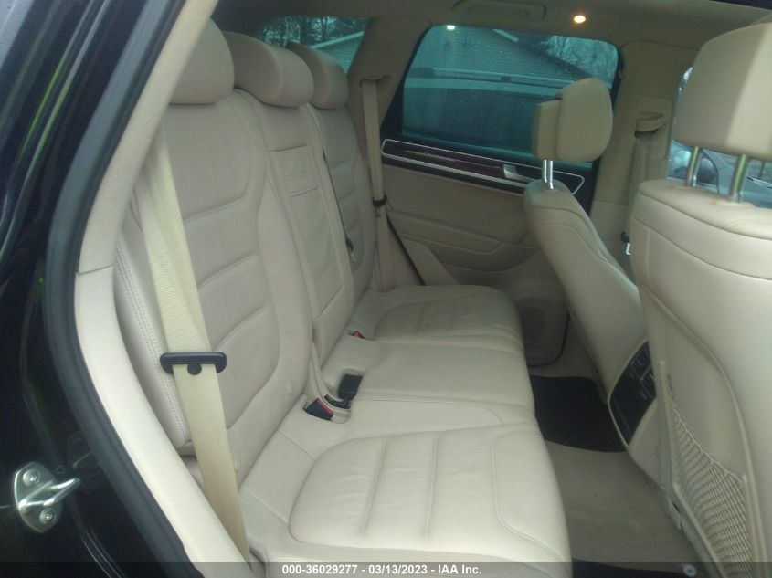 2013 VOLKSWAGEN TOUAREG LUX WVGEF9BP1DD005785