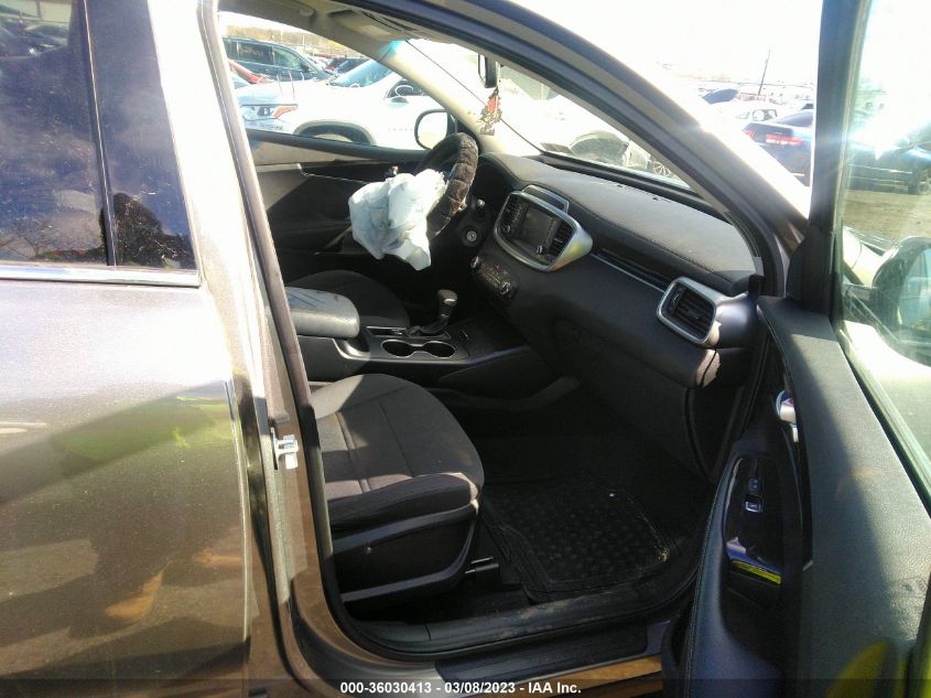 VIN 5XYPG4A37KG513690 2019 KIA SORENTO no.5