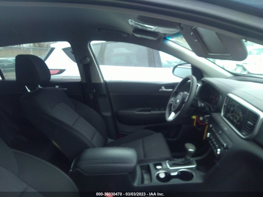 VIN KNDPM3AC4L7647039 2020 KIA SPORTAGE LX