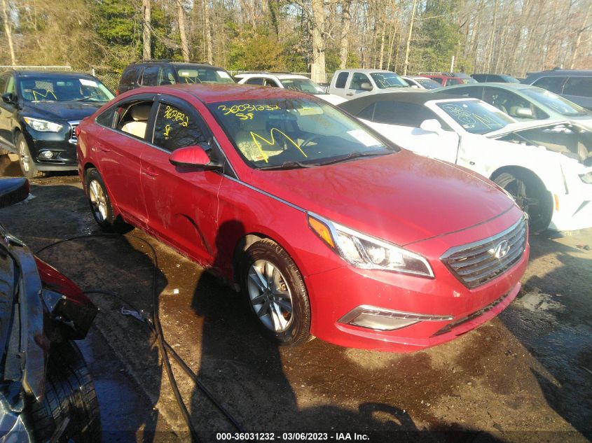 2015 HYUNDAI SONATA 2.4L SE - 5NPE24AF5FH138123