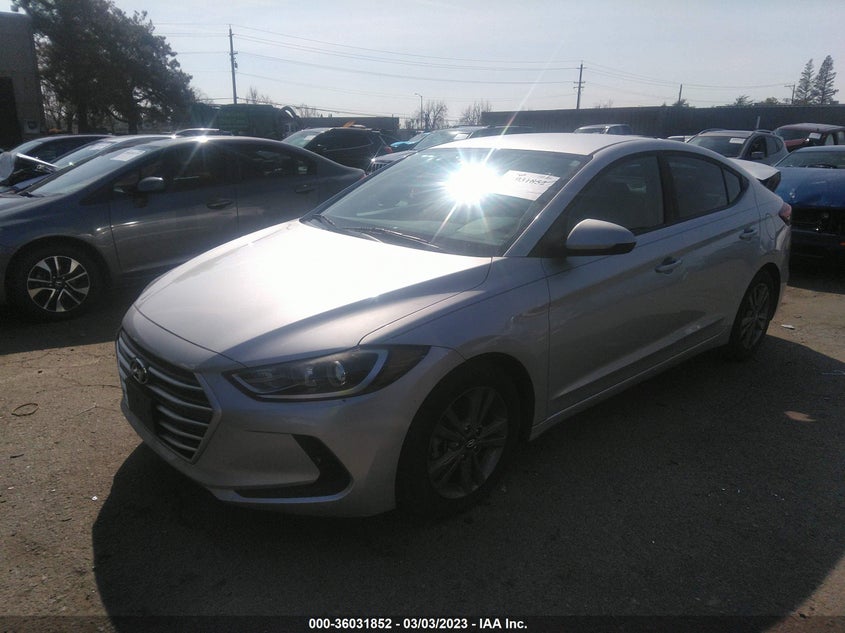 VIN 5NPD84LF1HH007801 2017 HYUNDAI ELANTRA SE