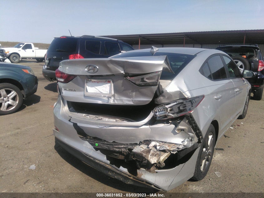VIN 5NPD84LF1HH007801 2017 HYUNDAI ELANTRA SE