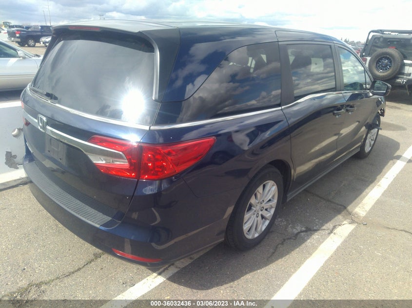 VIN 5FNRL6H28JB085745 2018 HONDA ODYSSEY LX