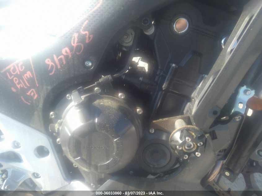 2015 HONDA CBR500 R - MLHPC446XF5201604